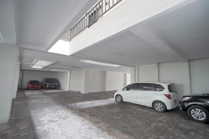 D'Paragon Kijang Utara Alastuwo Exteriör bild